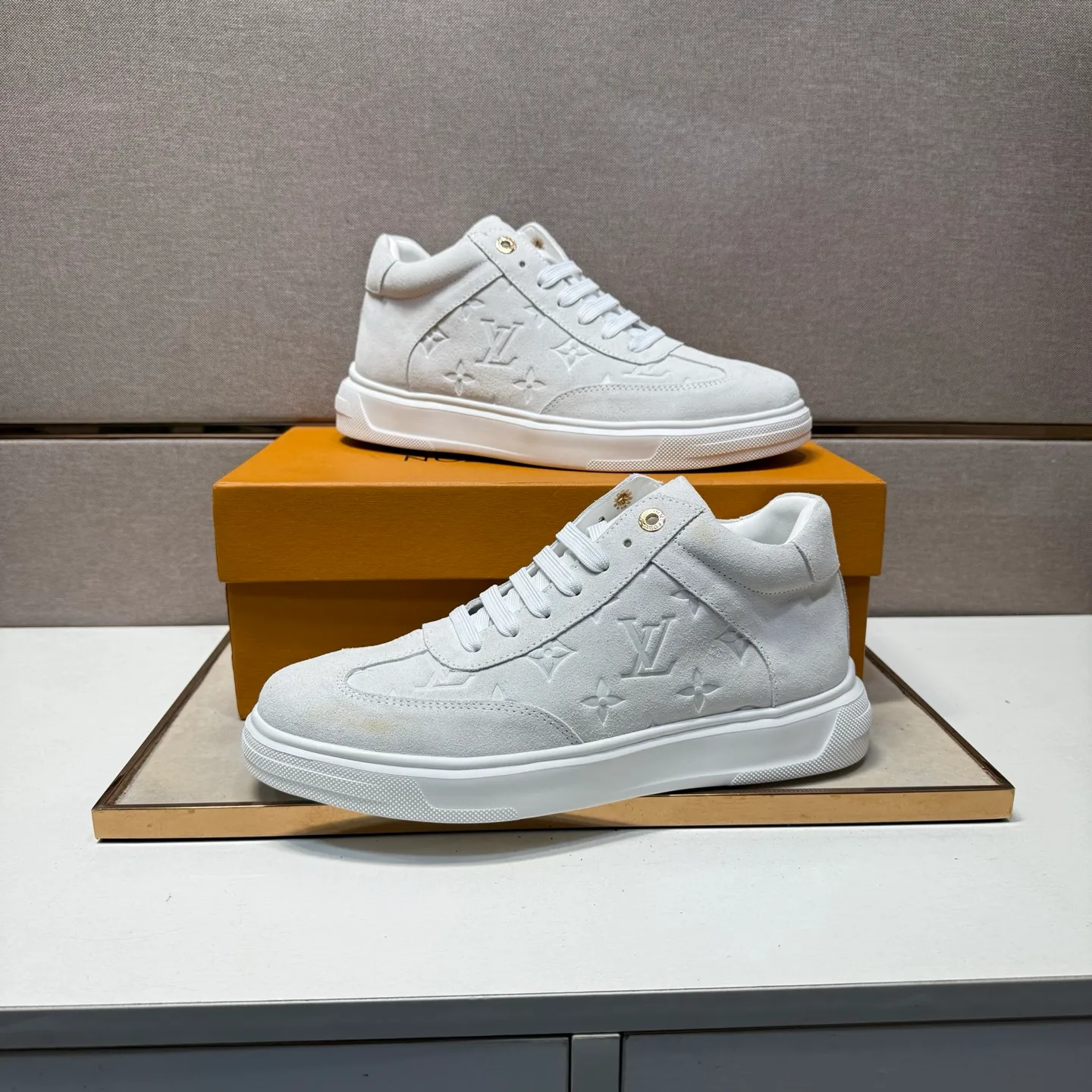 Men's men's shoes 💰pp420 [LV～] Men's casual shoes 2025z cabinet sales simultaneously 🔶Size: 38-44#️⃣ 🔷3 colors🔜The upper is made of multi-material splicing ➕Genuine leather lining, comfortable and breathable, sole: original comfortable and wear-resistant outsole, ⚠️real thing📱photographed🎬real thing is better📢📢📢